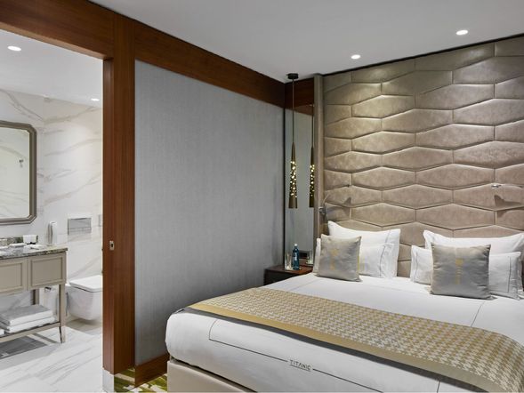 TITANIC Suite