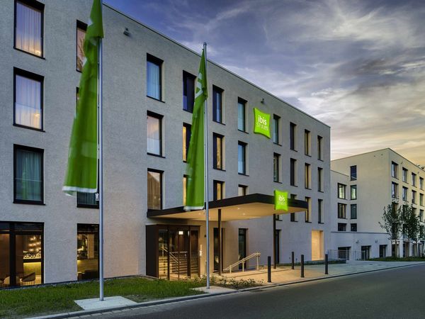 3 Tage Kurzurlaub mit Frühstück im ibis Styles Friedrichshafen - ibis Styles Friedrichshafen