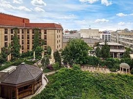 4 Tage zentral in der Hauptstadt verbringen