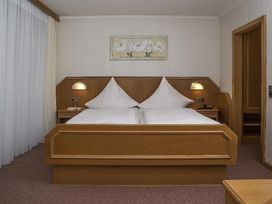 4 Tage im Kurhotel Unter den Linden mit HP