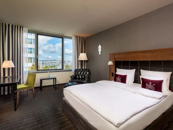 Mövenpick Hotel Stuttgart Airport