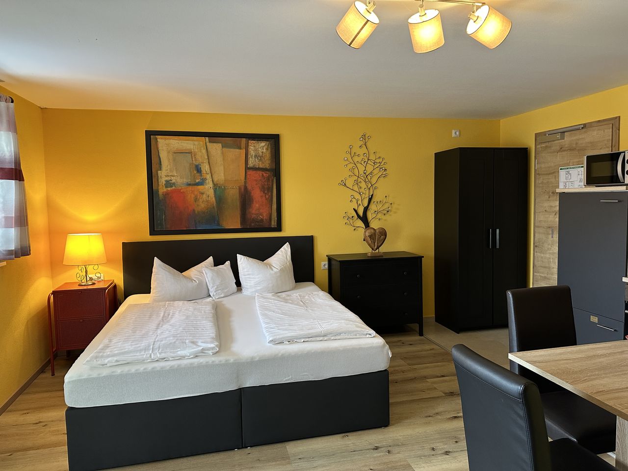 Studio mit Balkon (Zimmer 11)