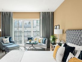 2 Tage Erholung und Luxus in der Landeshauptstadt