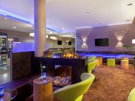 2 Tage mit Frühstück im Holiday Inn Express Augsburg