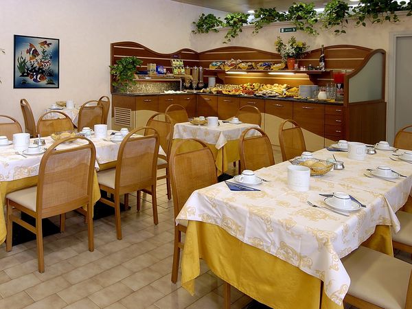 6 Tage zwischen Meer und Therme - Erholsames Bibione Pineda Aparthotel, Venetien inkl. Frühstück