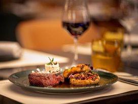 2 Tage im München Marriott Hotel mit Frühstück