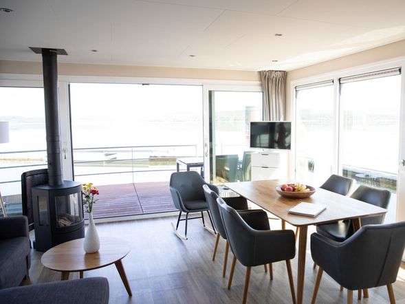 Floating Villa Außenlage Premium für 2