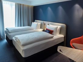 2 Tage mit Frühstück im Holiday Inn Express Wiesbaden