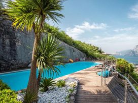 4 Tage Panorama-Auszeit hoch über dem Gardasee mit traumhaftem Seeblick