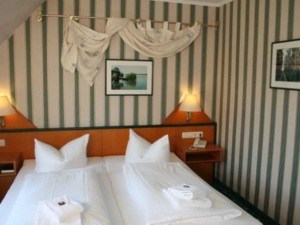Doppelzimmer Landseite