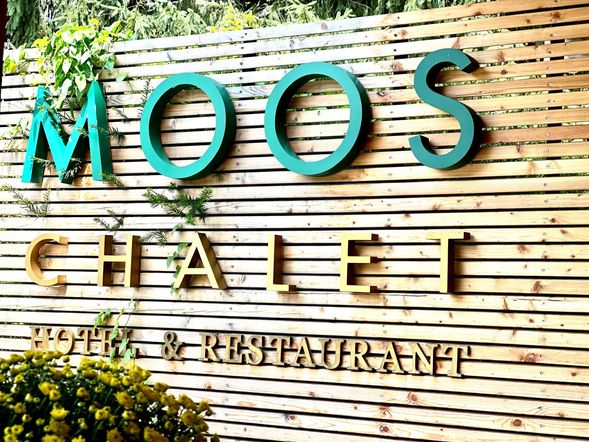 Chalet Moos