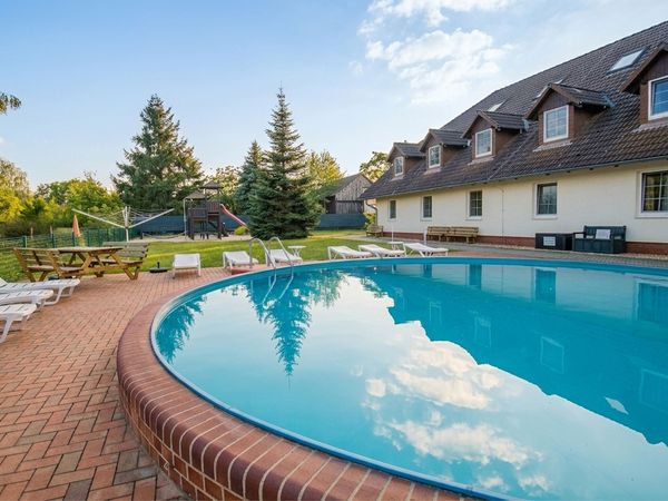 3 Tage Familienkurztrip inkl. Schwimmen mit Pinguinen in Kolkwitz, Brandenburg Halbpension Plus