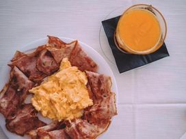 4 Tage in Lido di Jesolo direkt am Meer mit Frühstück