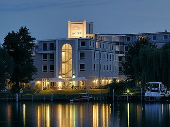 Bild 12 von 90
