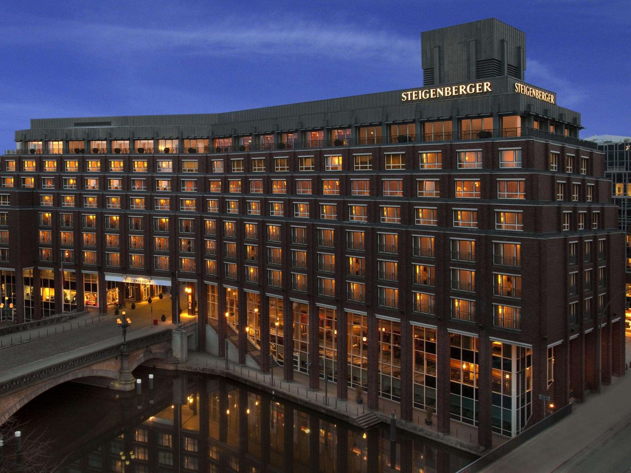 Hansestadt erkunden im Steigenberger Hotel Hamburg