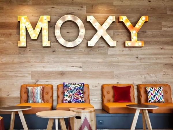 Willkommen im MOXY Rust. 7 Tage Urlaub MOXY Rust