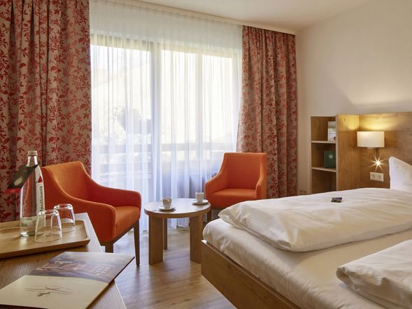 Doppelzimmer mit Kingsize Bett