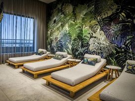 7 Tage in der größten Einkaufsstadt des Ostens