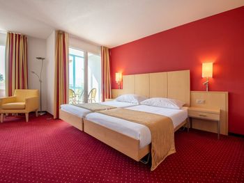 8 Tage im Grand Hotel & Centre Thermal mit Frühstück