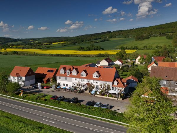 4 Tage E-Auto-Urlaub an der Weser mit Sauna & Dinner in Wesertal, Hessen inkl. Halbpension