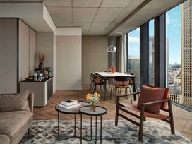 2 Tage Frankfurt erkunden im NH Collection Frankfurt Spin Tower mit Frühstück