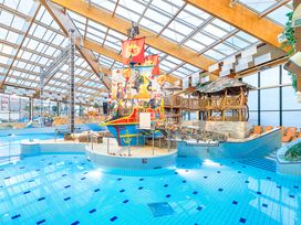 Wasserspaß für die ganze Familie! 2 Tage im Aquapalace Hotel Prague mit Frühstück