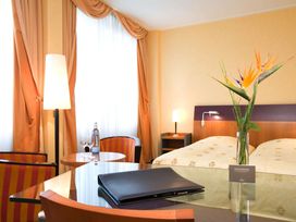 2 Tage zentral in der Landeshauptstadt mit Frühstück