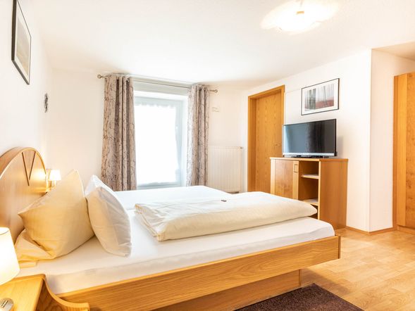 Doppelzimmer mit Balkon