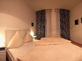 Bild 8 von 27