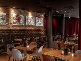 2 Tage Kurzurlaub mit Frühstück im Pentahotel Kassel