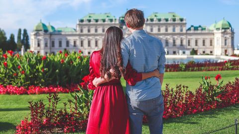 Pärchen vor Schloss Belvedere, Wien