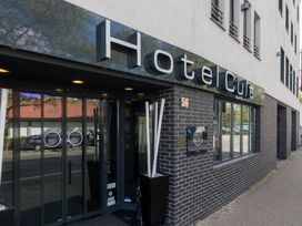 2 Tage mit Frühstück im Cult Hotel Frankfurt City