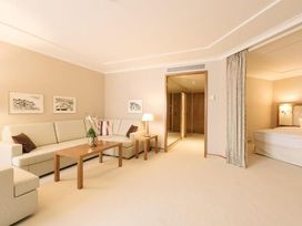 5 Tage im Grand Elysee Hamburg 