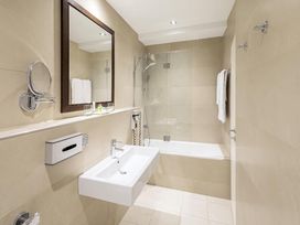 3 Tage im Hotel NH Hamburg Mitte mit Frühstück