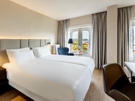 3 Tage im Hotel NH Amsterdam Schiller