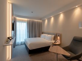 2 Tage mit Frühstück im Holiday Inn Express Munich
