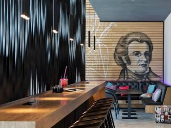 2 Tage Kurzurlaub mit Frühstück im MOXY Vienna Airport