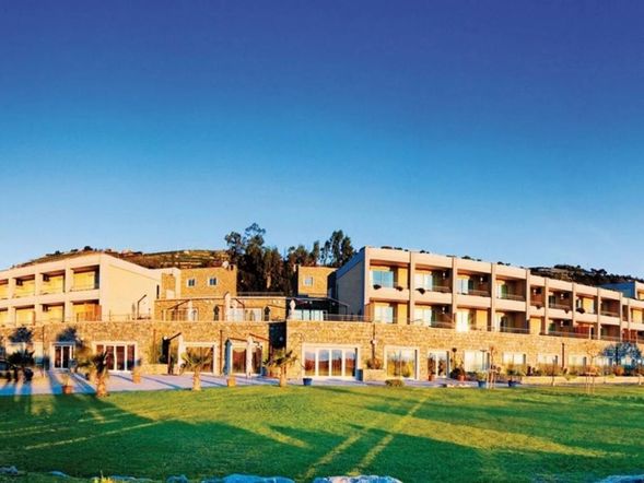 Aregai Marina Hotel & Residence