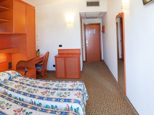 4 sonnige Tage an der Küste Italiens verbringen in Lido di Jesolo, Venetien inkl. Halbpension