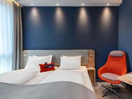 2 Tage mit Frühstück im Holiday Inn Regensburg