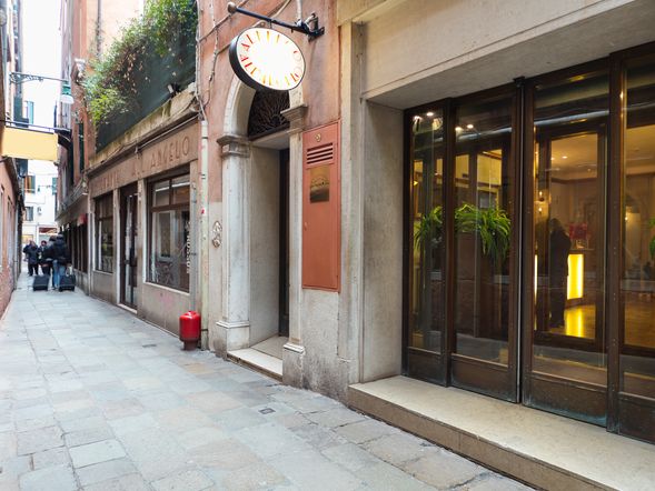 All'Angelo Art Hotel