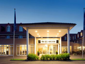 2 Tage Kurzurlaub mit Frühstück im Courtyard Schwerin