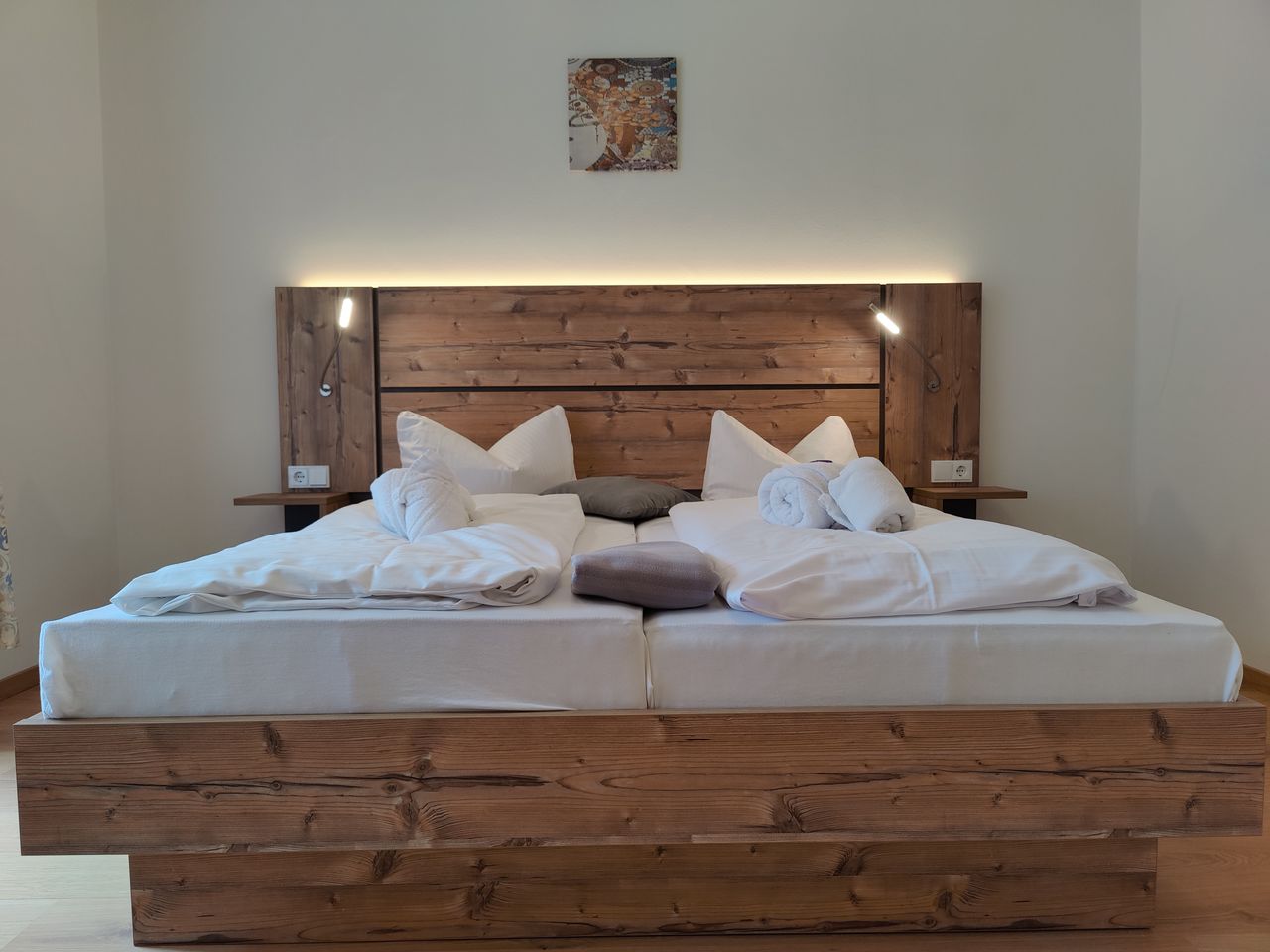 Wein, Wellness und Genuss / Gaumenschmaus & Saunaduft