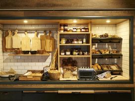 2 Tage Kurzurlaub mit Frühstück im Moxy Frankfurt Eschborn Hotel