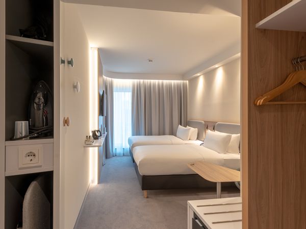 6 Tage mit Frühstück im Holiday Inn Express Munich in München, Bayern inkl. Frühstück