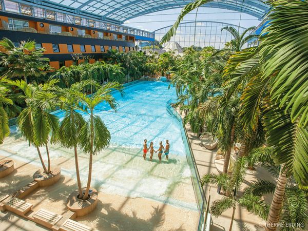 Familienglück: 2 Tage die größte Therme der Welt pur! in Erding, Bayern inkl. Frühstück
