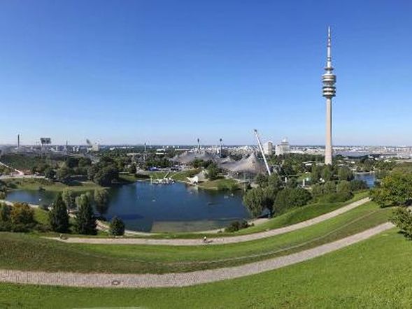 5 Tage Urlaub mit Frühstück im Courtyard Munich Garching
