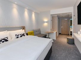 3 Tage mit Frühstück im Holiday Inn Express Göttingen