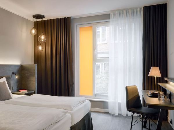 2 Tage Hamburg: Stilvolles Hotel in zentraler Lage Frühstück