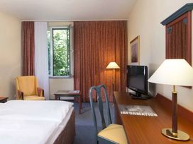 2 Tage Kurzurlaub mit Frühstück im SORAT Hotel Brandenburg